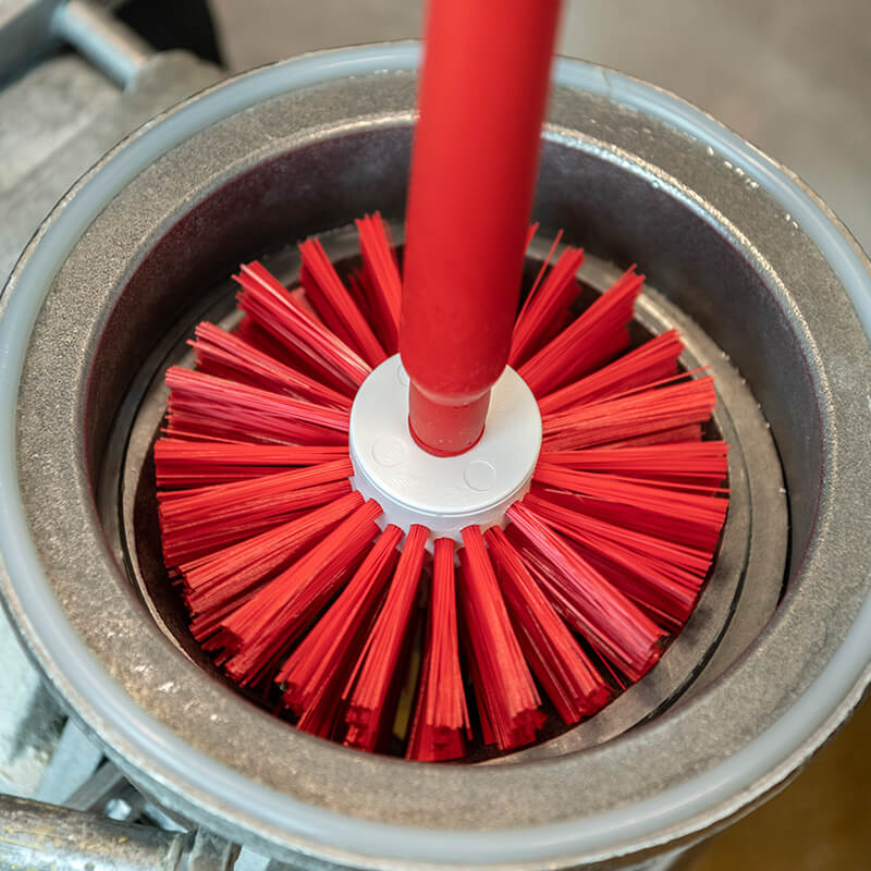 Pipe Cleaning Brush f/handle, Ø175mm in use